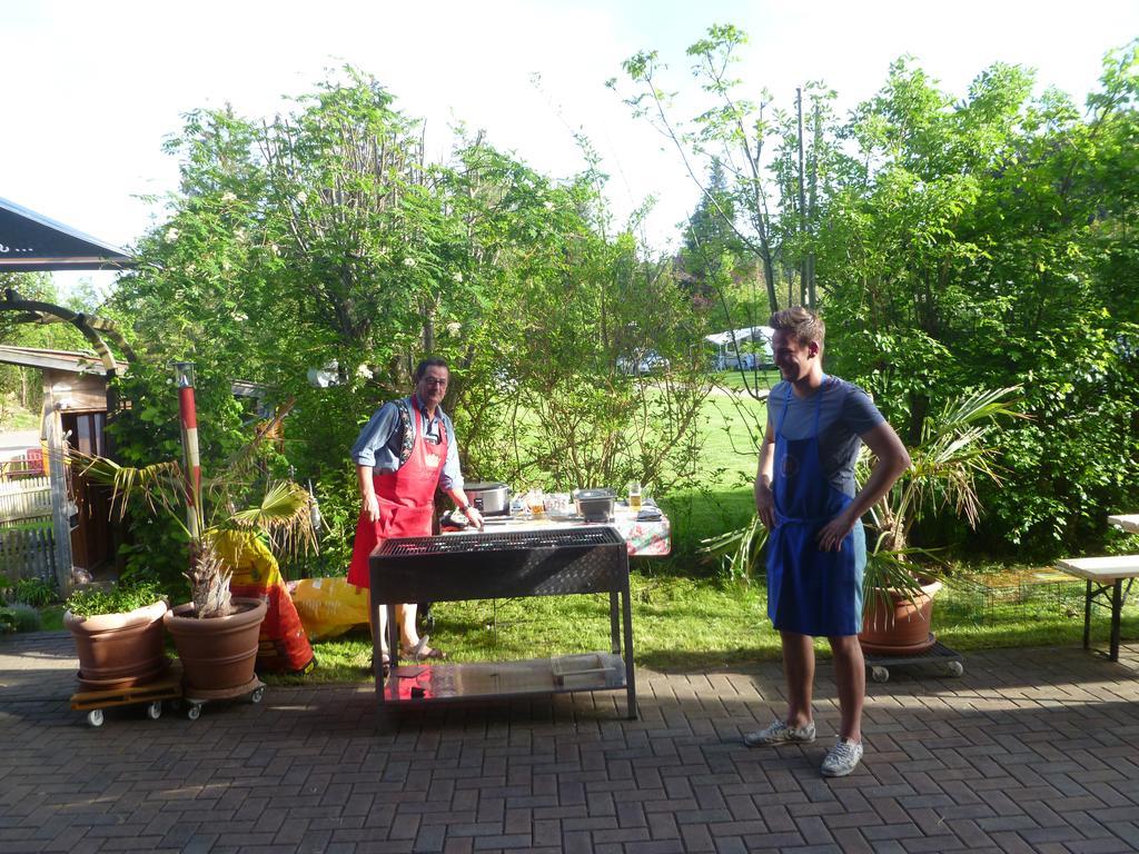 Terrassen-Camping Am Richterbichl 罗滕布 外观 照片
